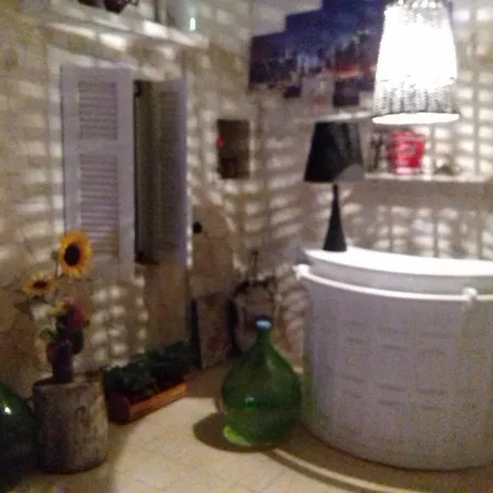 House Garden Apartment Bari